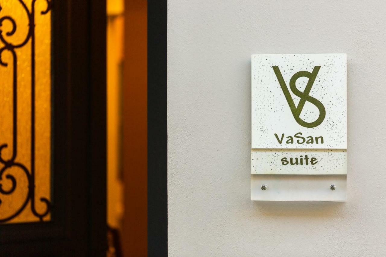 Vasan Suite 罗希姆诺 外观 照片